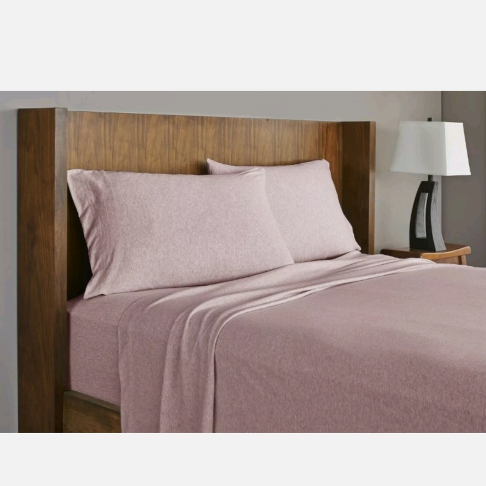 New Grand Patrician Jersey Knit Queen Sheet Set